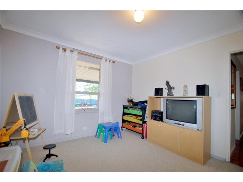 32 Regency Road, Happy Valley SA 5159