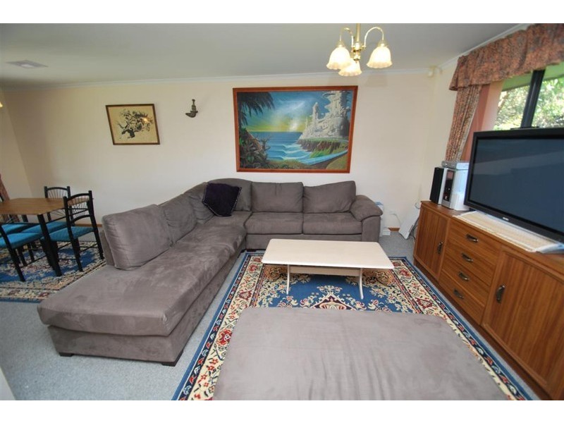 27 Richmond Gr, Onkaparinga Hills SA 5163