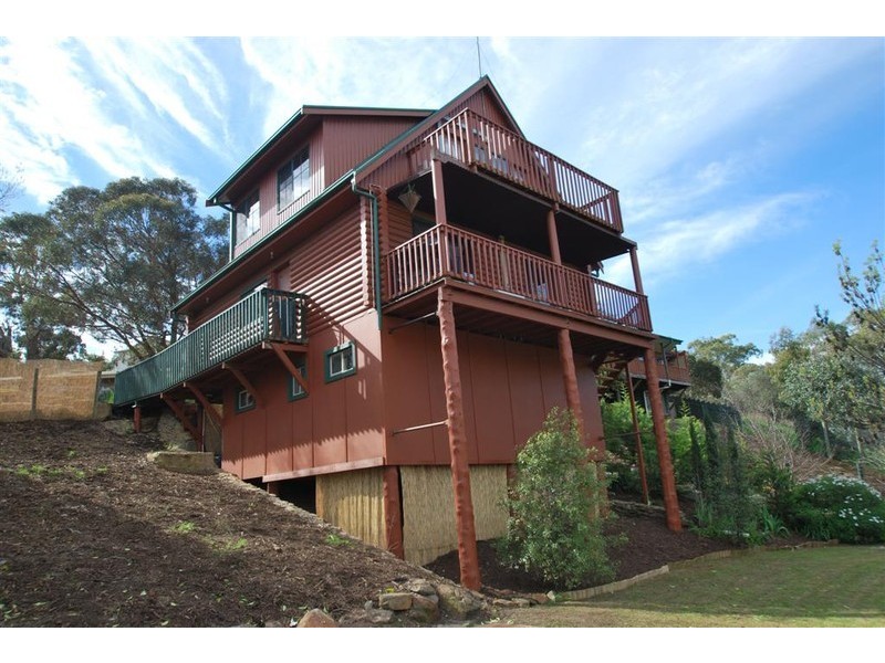 11 Challenger Ct, Happy Valley SA 5159