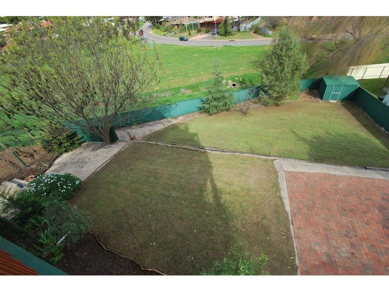 11 Challenger Ct, Happy Valley SA 5159