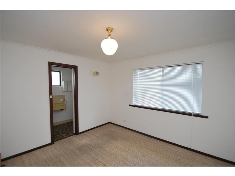 6 Montana Dr, Happy Valley SA 5159