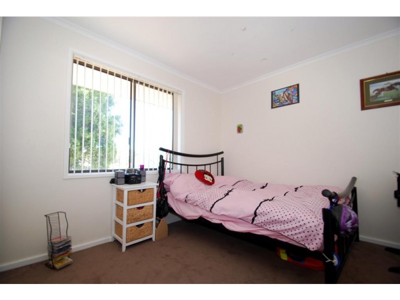 16 Sun Crescent, Happy Valley SA 5159