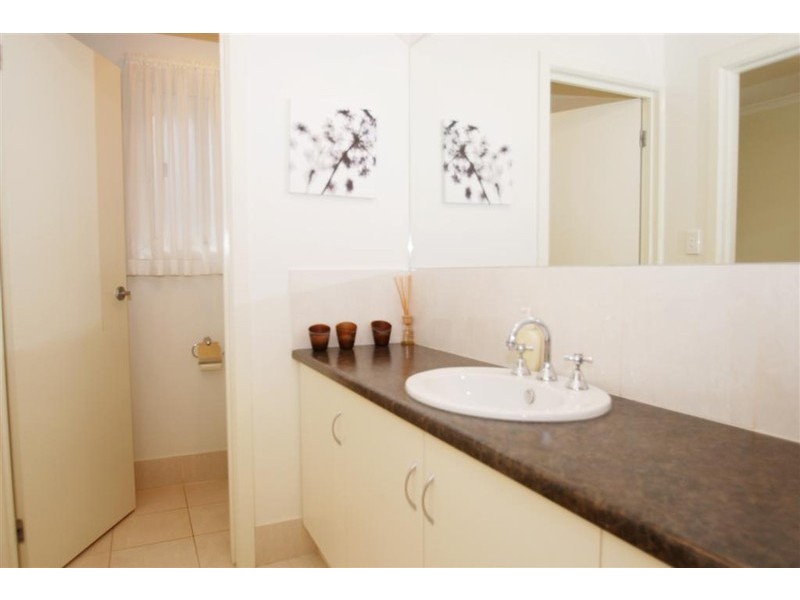 20 St Vincent Cct (off Islington Drive), Sheidow Park SA 5158