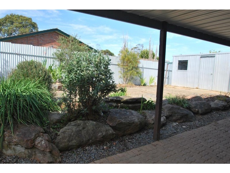 19 Magnolia Ave, Happy Valley SA 5159