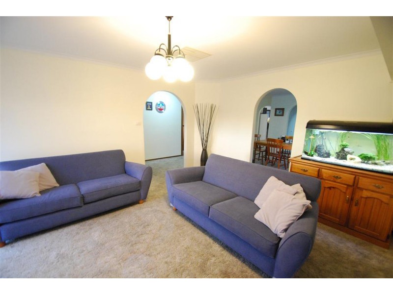 210 States Rd, Morphett Vale SA 5162