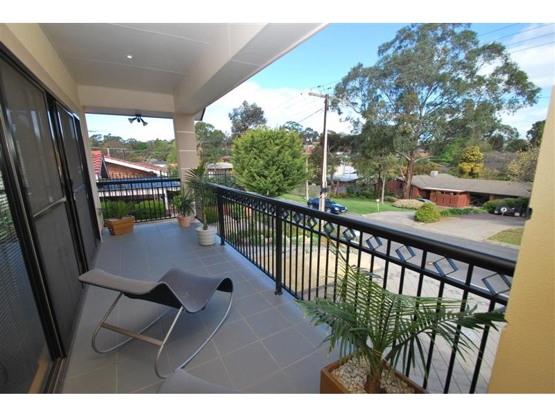 17 Blyth St, Happy Valley SA 5159