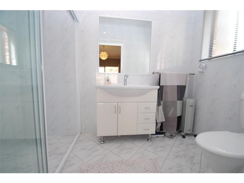 17 Blyth St, Happy Valley SA 5159