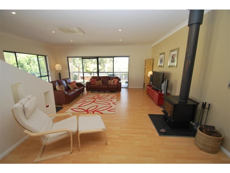 17 Blyth St, Happy Valley SA 5159