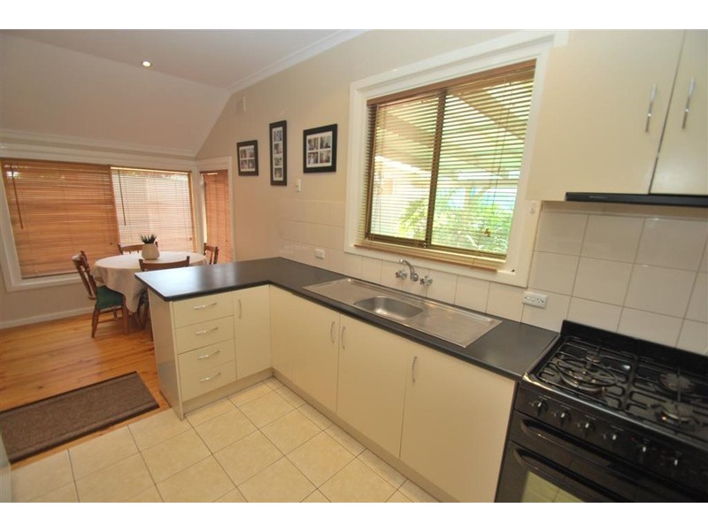 51 Thorne Cres, Mitchell Park SA 5043