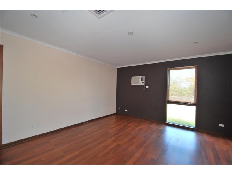 36 Tripoli Rd, Happy Valley SA 5159