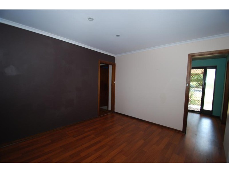 36 Tripoli Rd, Happy Valley SA 5159