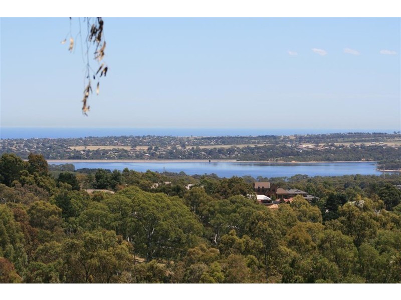 7 Molnar Ct, Aberfoyle Park SA 5159