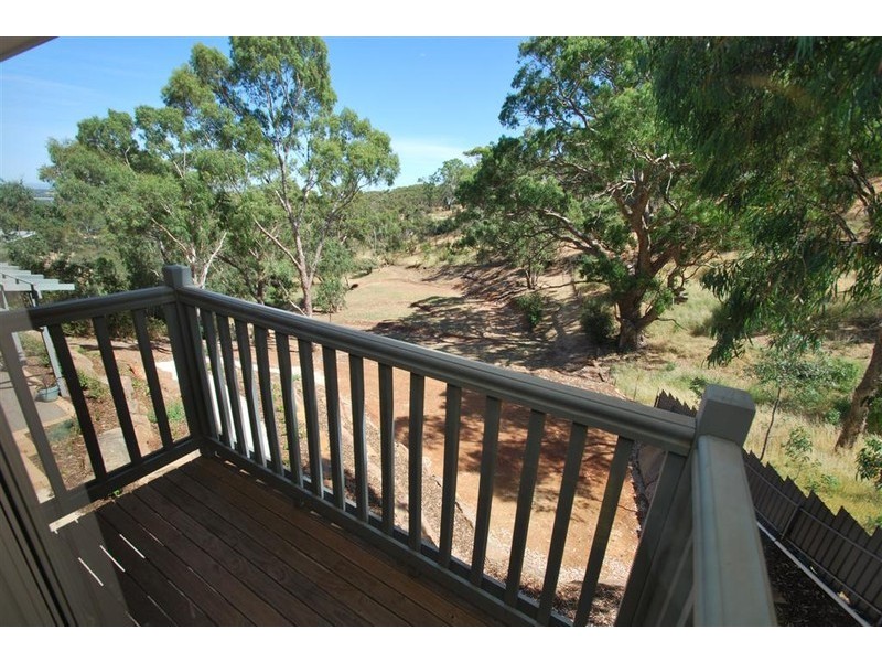 7 Molnar Ct, Aberfoyle Park SA 5159