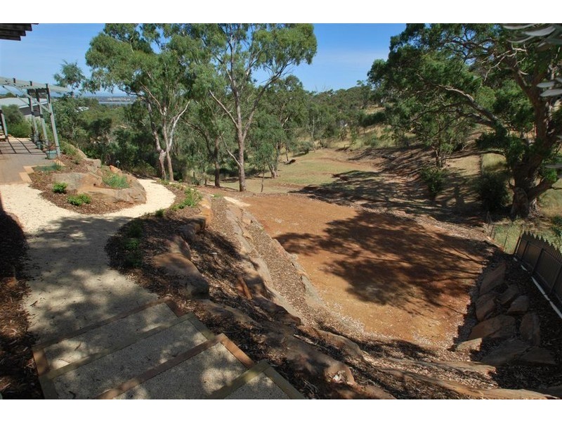 7 Molnar Ct, Aberfoyle Park SA 5159