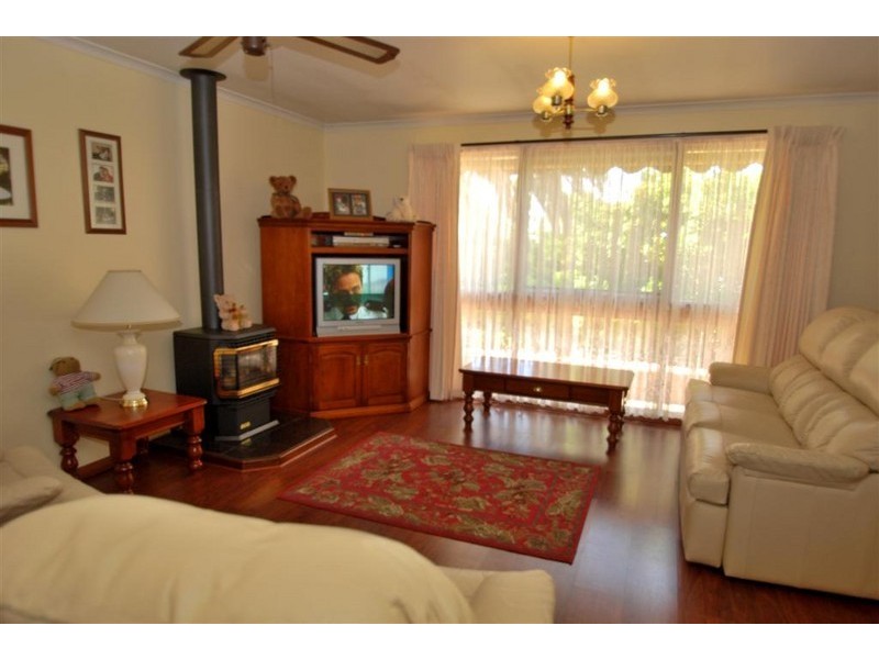 27  Easton Road, Happy Valley SA 5159