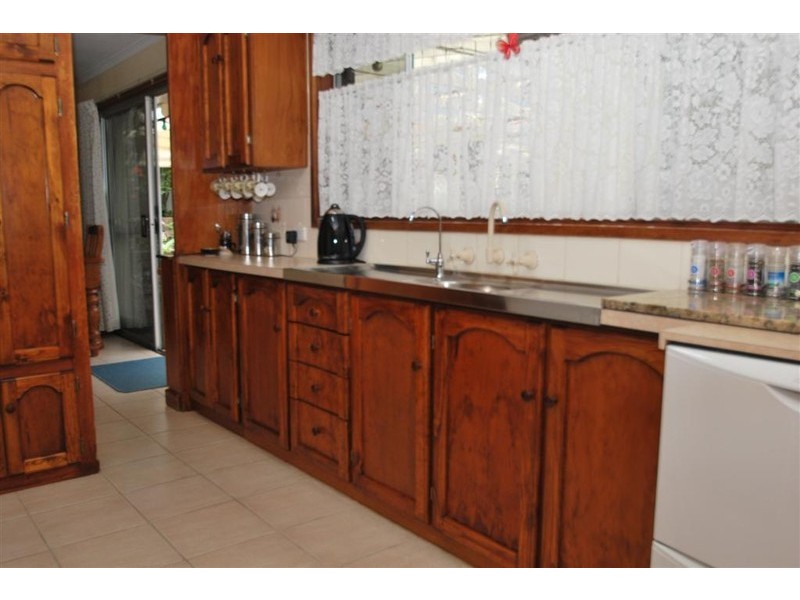 27  Easton Road, Happy Valley SA 5159