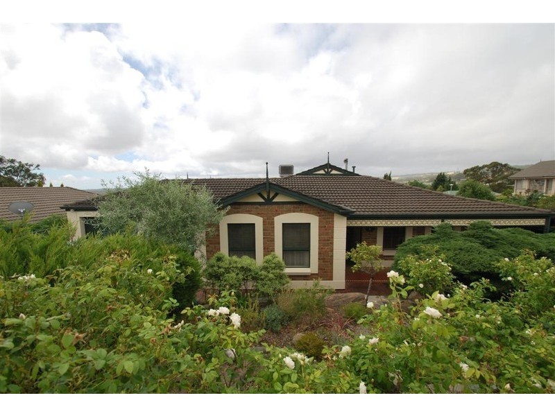39 Greenfield Rise, Aberfoyle Park SA 5159