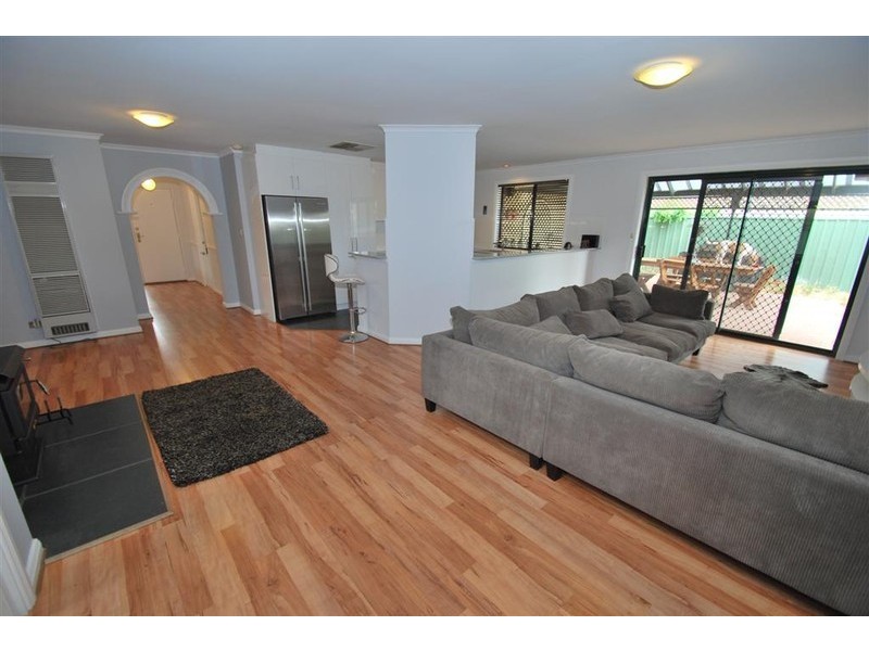 39 Greenfield Rise, Aberfoyle Park SA 5159
