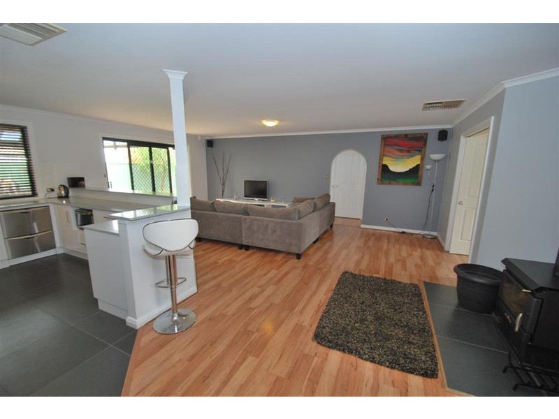 39 Greenfield Rise, Aberfoyle Park SA 5159