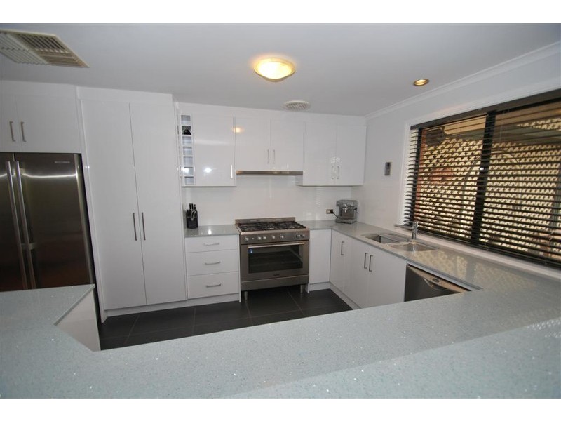 39 Greenfield Rise, Aberfoyle Park SA 5159