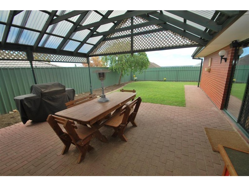 39 Greenfield Rise, Aberfoyle Park SA 5159