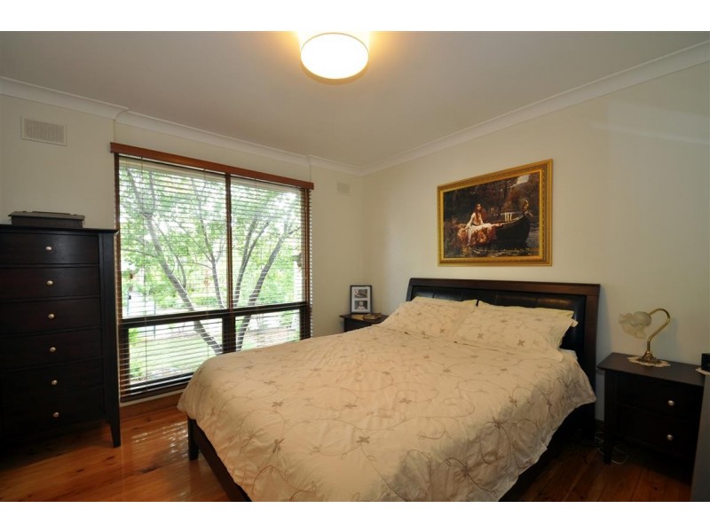 3 Swan Avenue, Happy Valley SA 5159