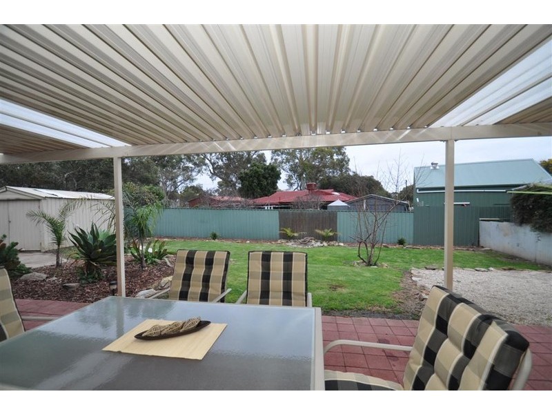 17 Jennifer Drive, Happy Valley SA 5159