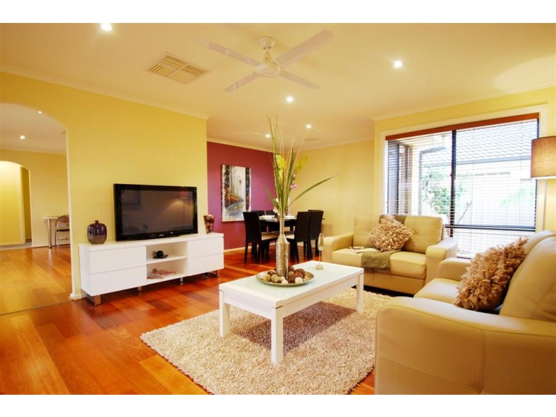 3 Overland Crescent, Sheidow Park SA 5158