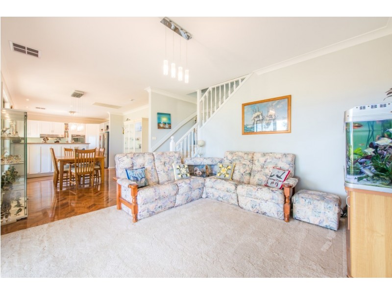 24 The Parkway, Aberfoyle Park SA 5159