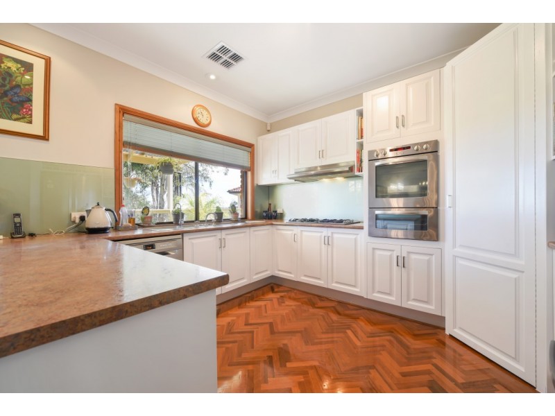 24 The Parkway, Aberfoyle Park SA 5159