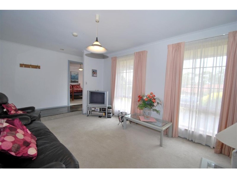 24 Riesling Avenue, Reynella East SA 5161