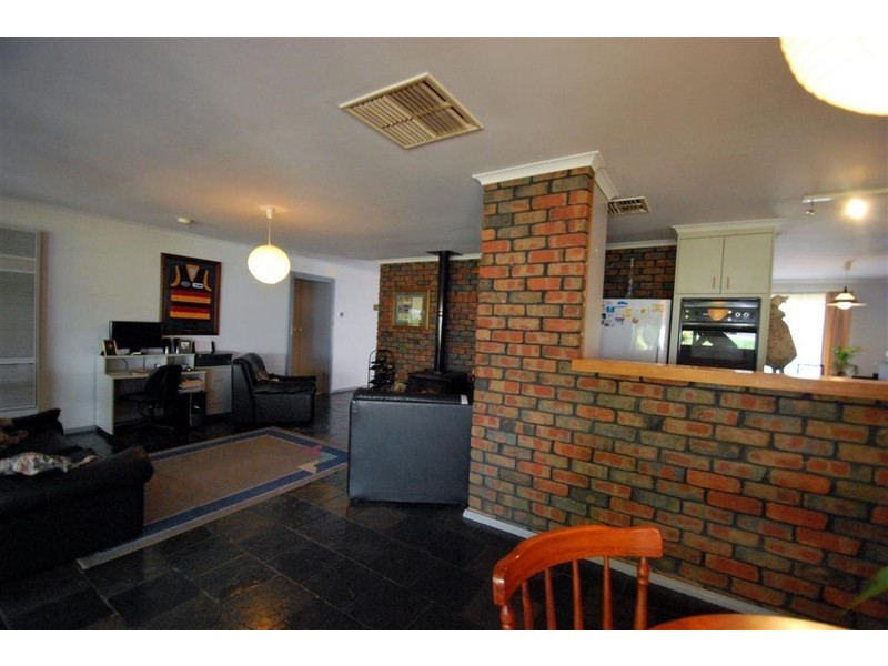 24 Riesling Avenue, Reynella East SA 5161