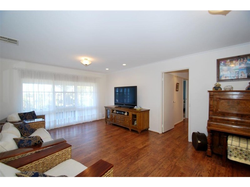 12 Panorama Drive, Aberfoyle Park SA 5159