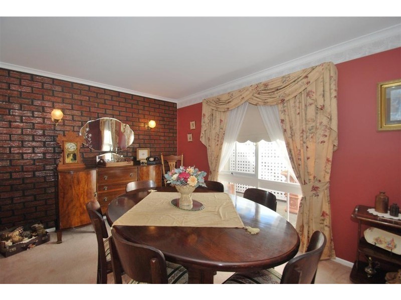 12 Panorama Drive, Aberfoyle Park SA 5159