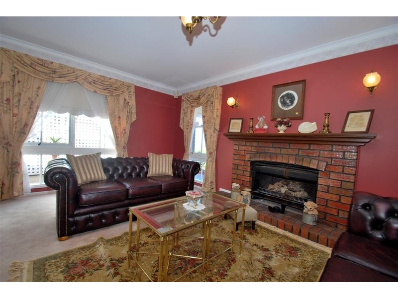 12 Panorama Drive, Aberfoyle Park SA 5159