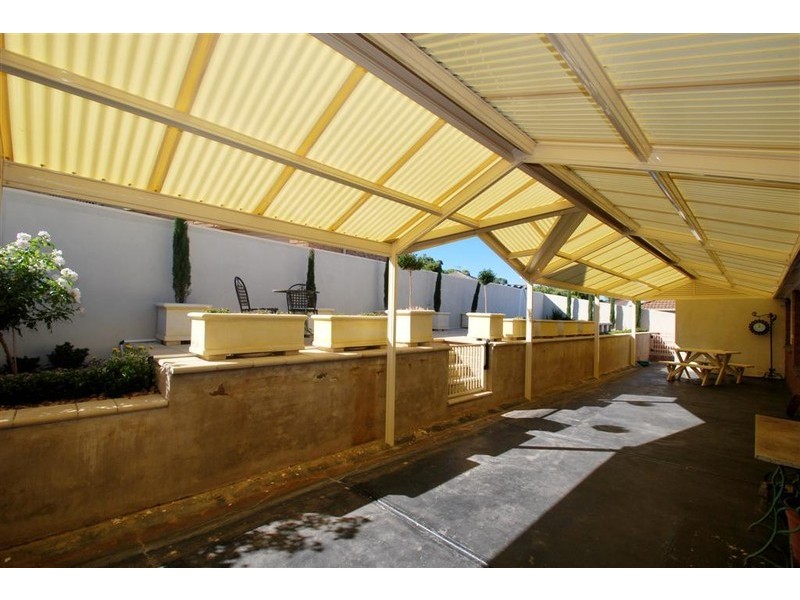 12 Panorama Drive, Aberfoyle Park SA 5159