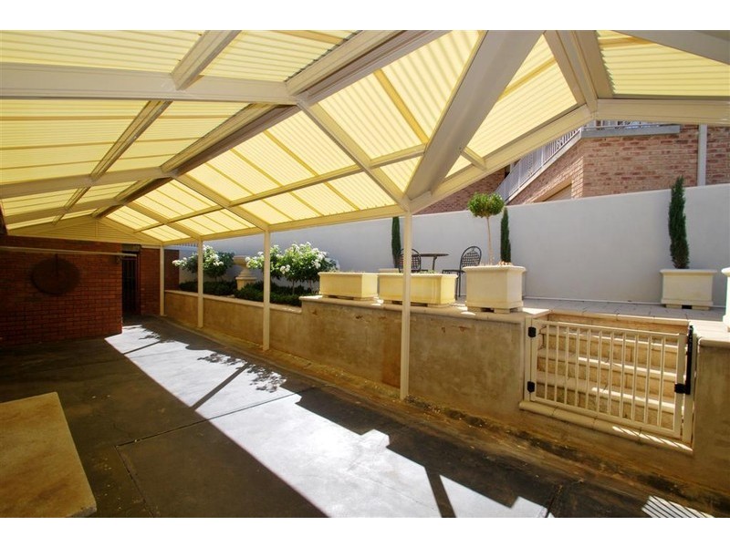 12 Panorama Drive, Aberfoyle Park SA 5159