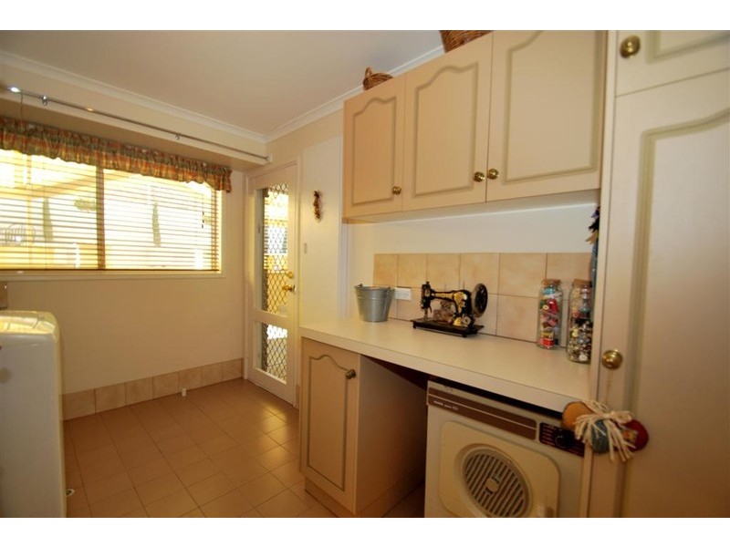 12 Panorama Drive, Aberfoyle Park SA 5159