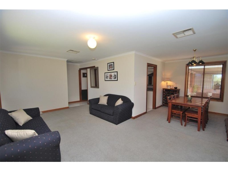 39 Brookland Valley Drive, Woodcroft SA 5162