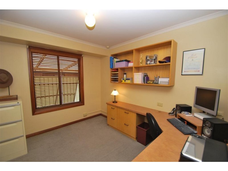 39 Brookland Valley Drive, Woodcroft SA 5162