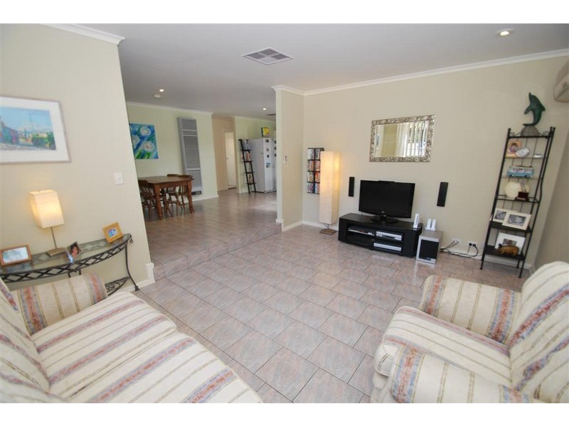 22 Jagger Crescent, Woodcroft SA 5162