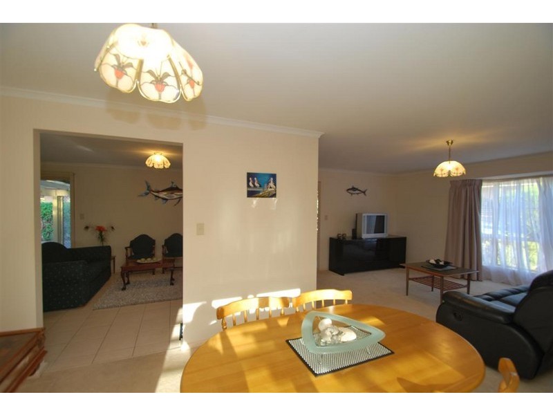 1 Lalina Street, Happy Valley SA 5159