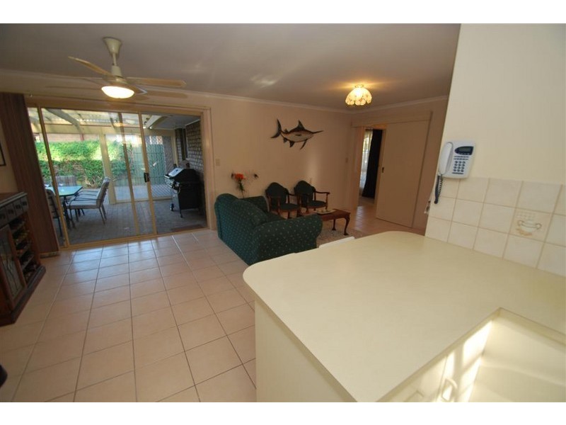 1 Lalina Street, Happy Valley SA 5159