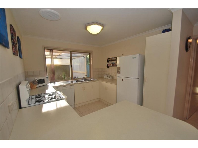 1 Lalina Street, Happy Valley SA 5159