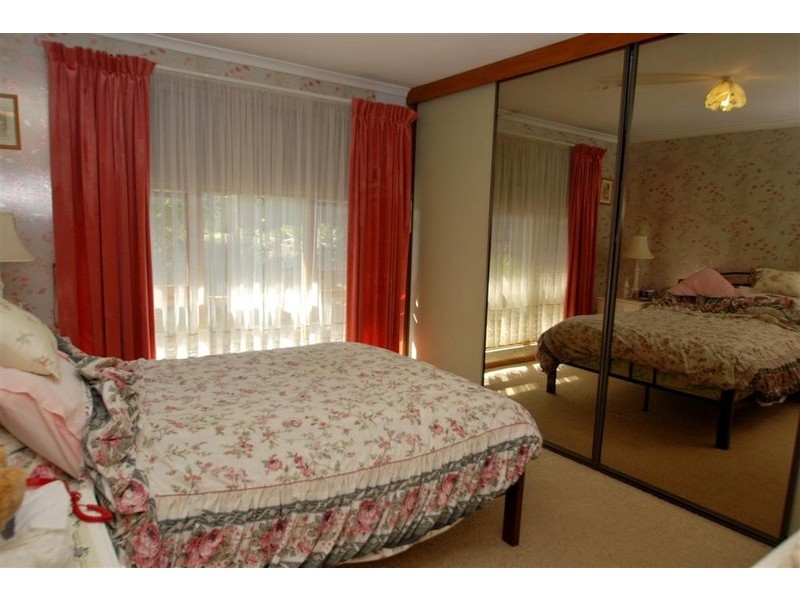 10 Atheldene Road, Happy Valley SA 5159