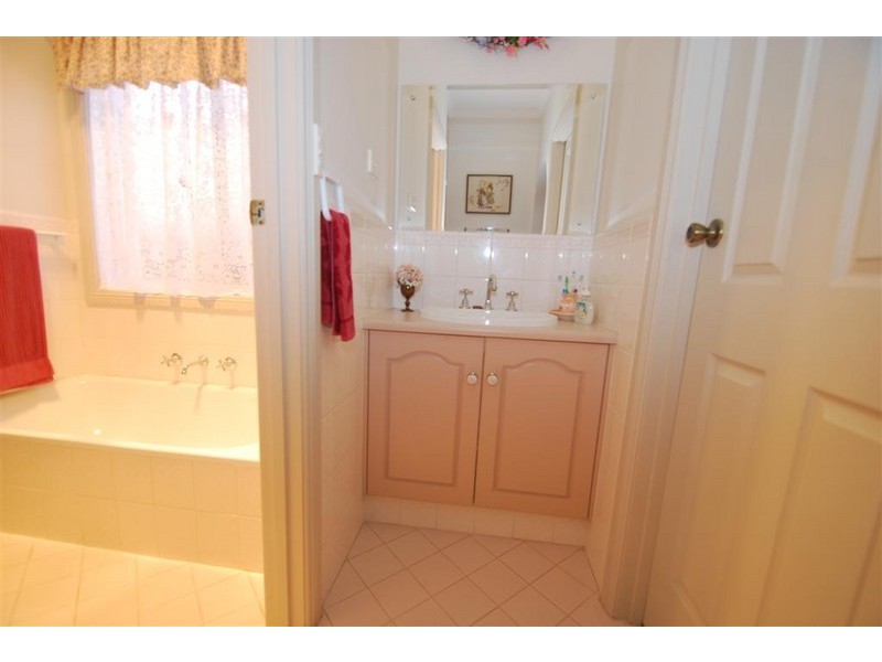 20 Mildara Close, Woodcroft SA 5162