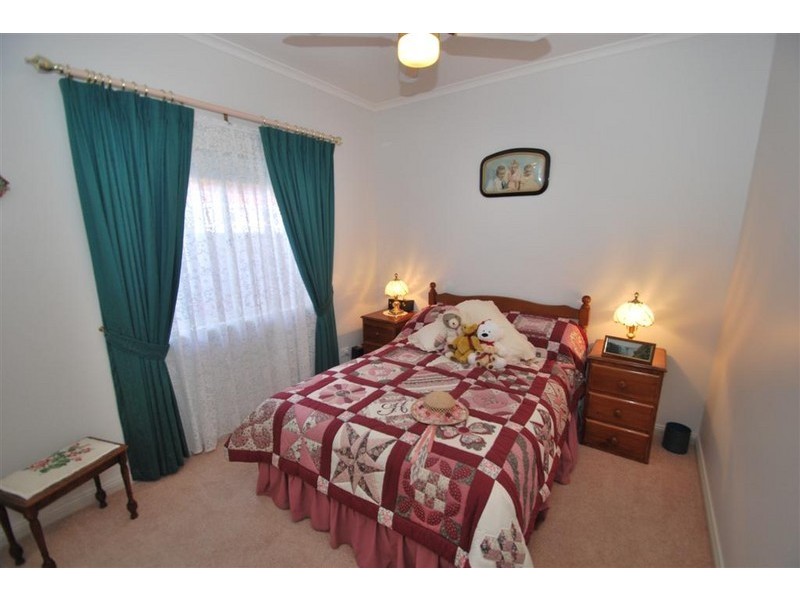 20 Mildara Close, Woodcroft SA 5162