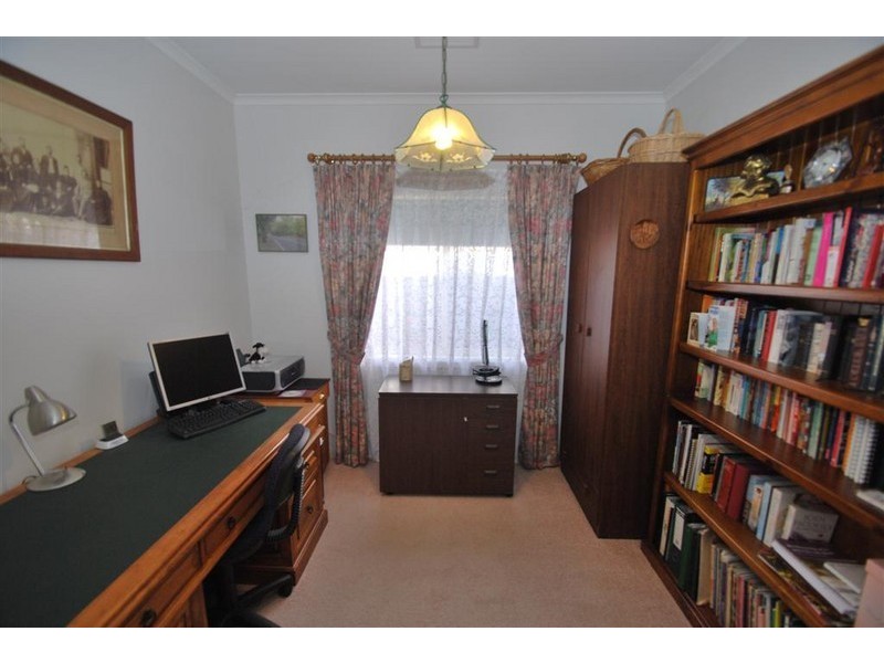 20 Mildara Close, Woodcroft SA 5162