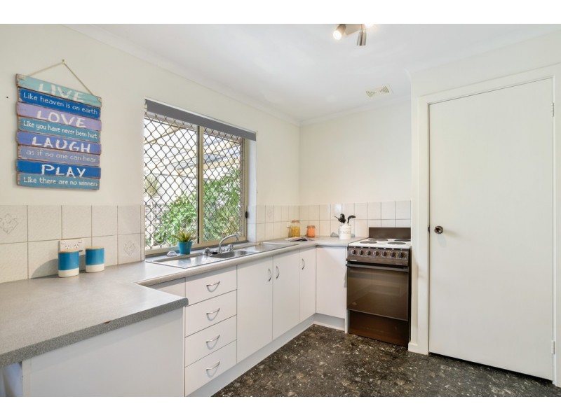 25 Macdonald Road, Christie Downs SA 5164