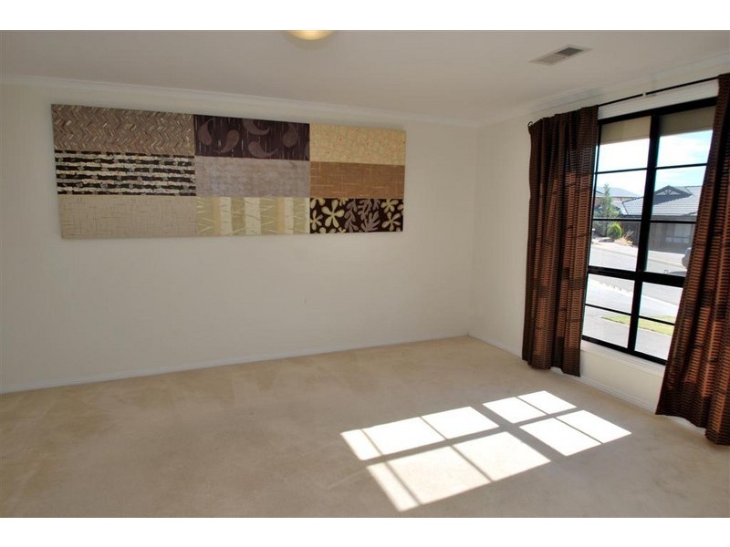 6 Enginehouse Drive, Sheidow Park SA 5158